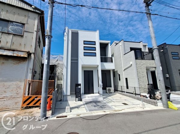 東大阪市中鴻池町３丁目の中古一戸建て