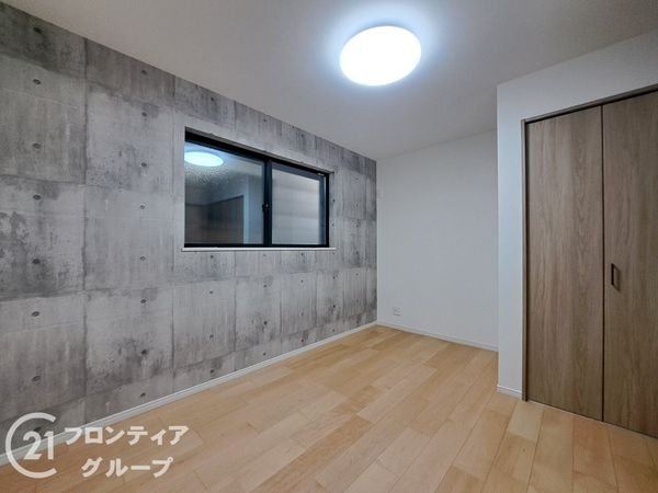 東大阪市中小阪１丁目　新築一戸建て　２号棟