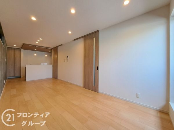 東大阪市中小阪１丁目　新築一戸建て　２号棟