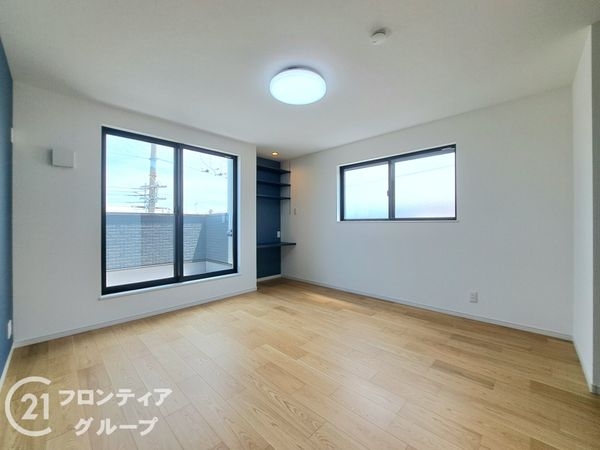 東大阪市中小阪１丁目　新築一戸建て　１号棟