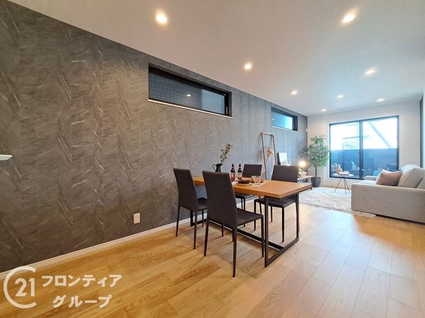 東大阪市中小阪１丁目　新築一戸建て　１号棟