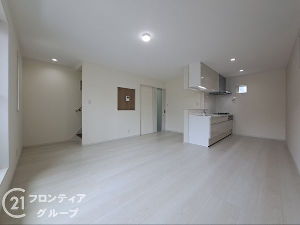 東大阪市岩田町１丁目　新築一戸建て　D号棟