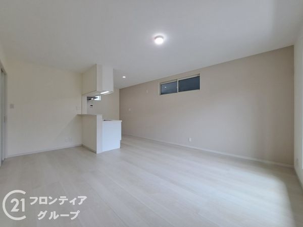 東大阪市岩田町１丁目　新築一戸建て　D号棟