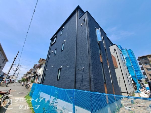 八尾市福万寺町南４丁目　新築一戸建て　全３区画　1号棟