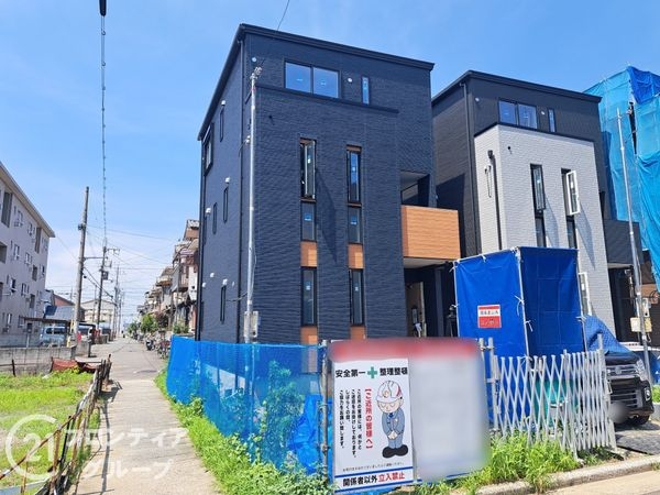 八尾市福万寺町南４丁目　新築一戸建て　全３区画　1号棟