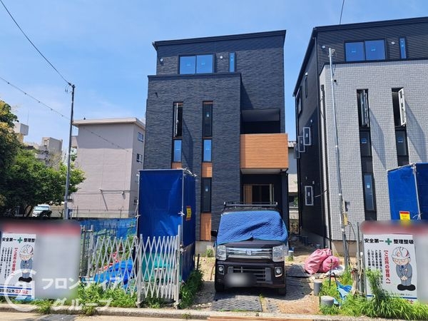 八尾市福万寺町南４丁目　新築一戸建て　全３区画　1号棟