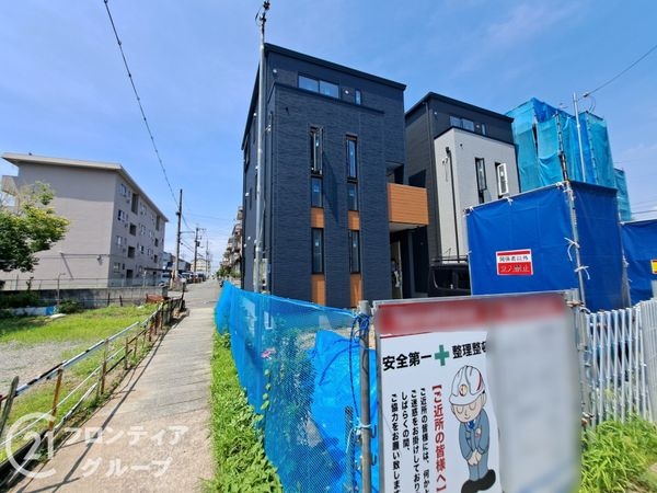 八尾市福万寺町南４丁目　新築一戸建て　全３区画　1号棟