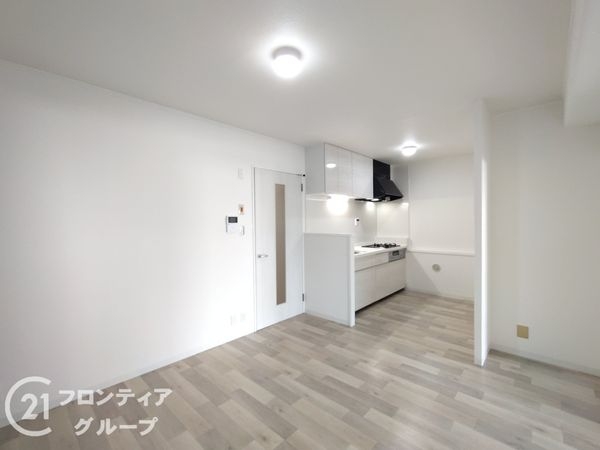 若江岩田スカイハイツ 中古マンション(リビング)