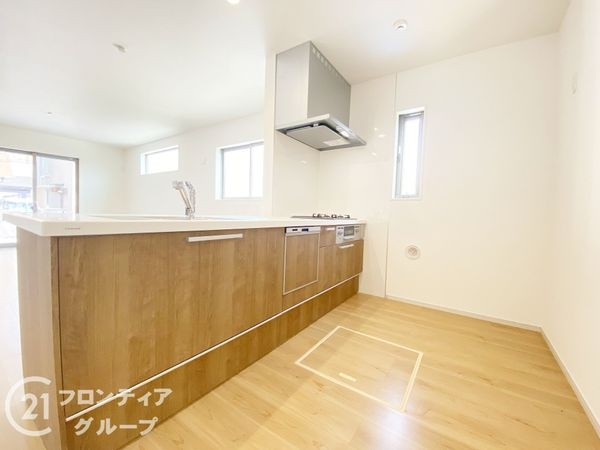 八尾市教興寺４丁目　新築一戸建て　１期　１号棟
