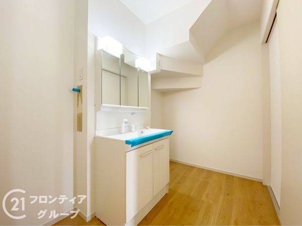八尾市教興寺４丁目　新築一戸建て　１期　１号棟