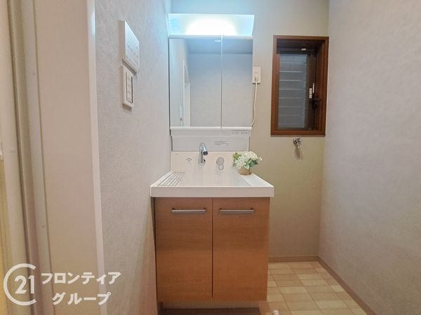 東大阪市西岩田１丁目の中古一戸建て