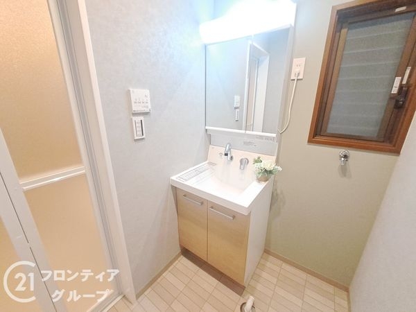東大阪市西岩田１丁目の中古一戸建て