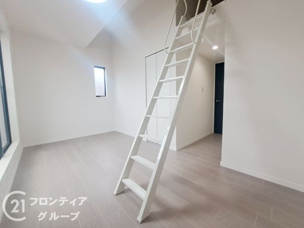 東大阪市松原２丁目の中古一戸建て