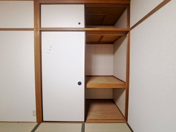 東大阪市松原２丁目の中古一戸建て