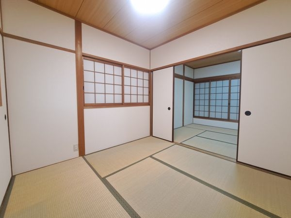 東大阪市松原２丁目の中古一戸建て