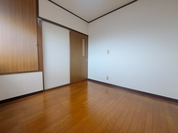東大阪市松原２丁目の中古一戸建て