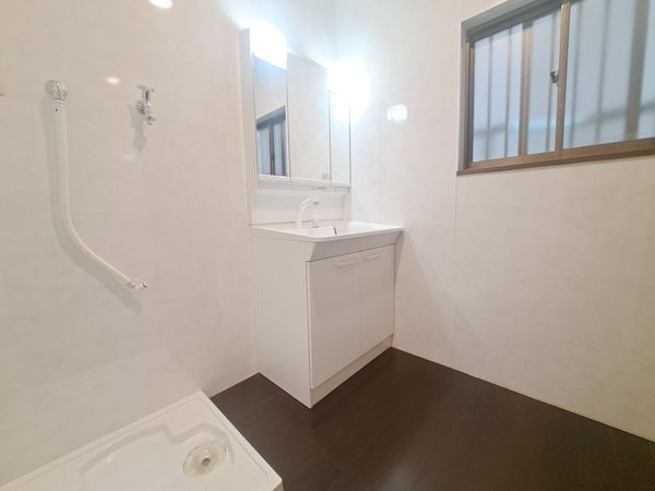 東大阪市松原２丁目の中古一戸建て