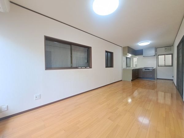 東大阪市松原２丁目の中古一戸建て