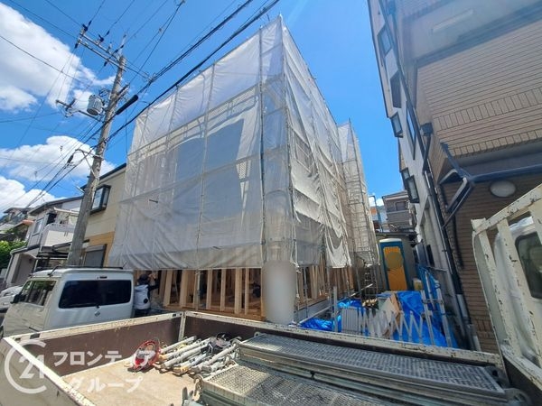 東大阪市額田町　新築一戸建て