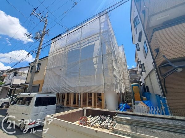 東大阪市額田町　新築一戸建て