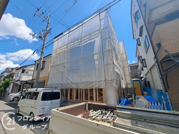 東大阪市額田町　新築一戸建て