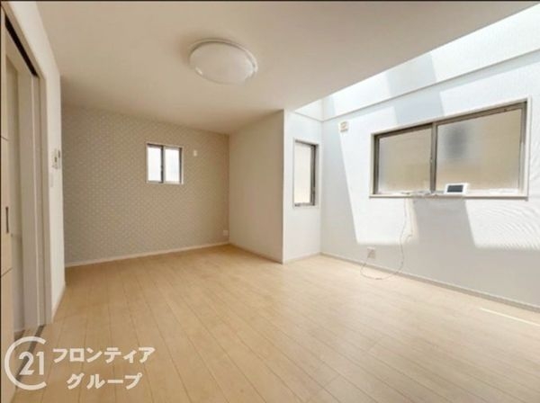 大阪市平野区瓜破3丁目の中古一戸建て(リビング)