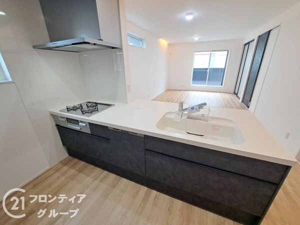 八尾市高美町２丁目　新築一戸建て