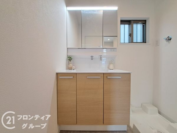 八尾市明美町２丁目の中古一戸建て