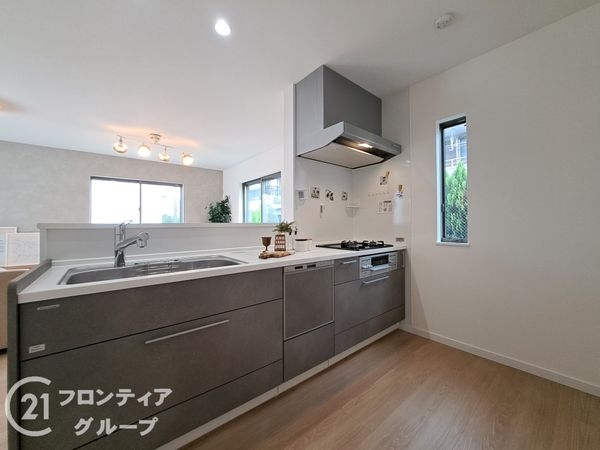 八尾市明美町２丁目の中古一戸建て