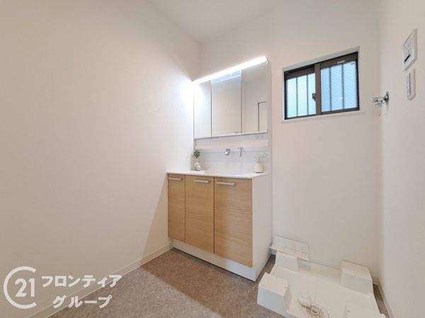 八尾市明美町２丁目の中古一戸建て