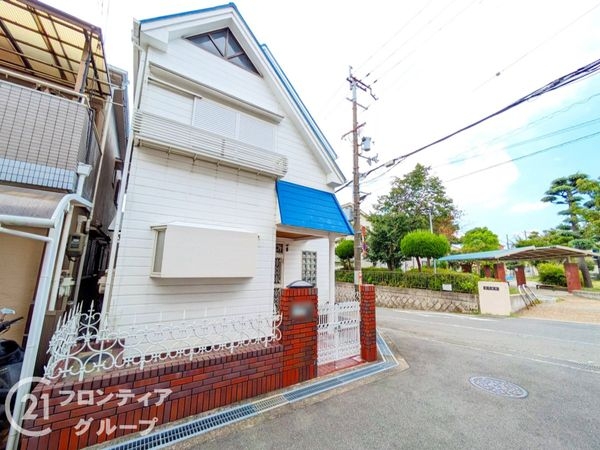 東大阪市中石切町１丁目の中古一戸建て