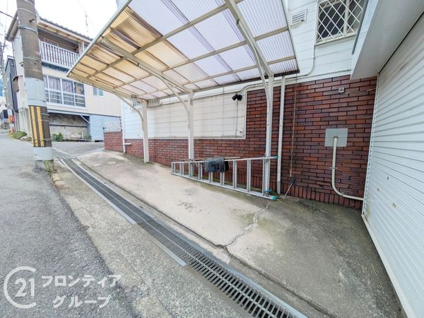 東大阪市中石切町１丁目の中古一戸建て