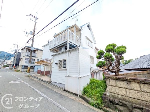 東大阪市中石切町１丁目の中古一戸建て