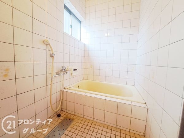 東大阪市箱殿町　中古一戸建て