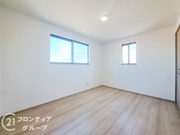 東大阪市小若江３丁目　新築一戸建て　全1区画