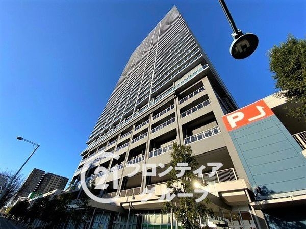 メガシティタワーズ　ザ・イースト　中古マンション