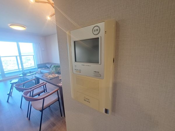 メガシティタワーズ ザ・イースト 中古マンション(防犯設備)