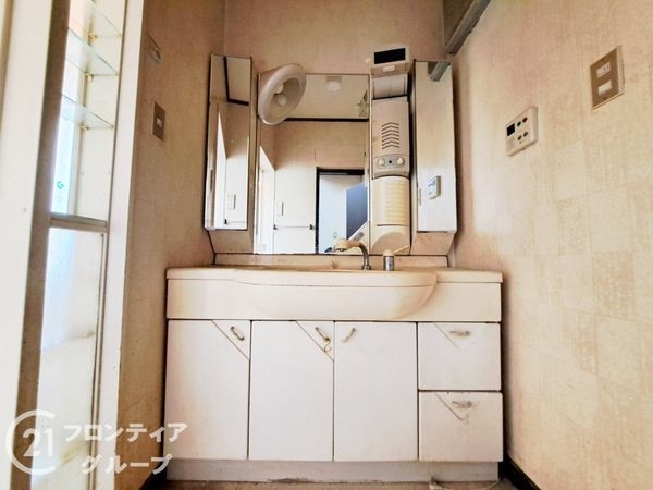 八尾市刑部１丁目の中古一戸建て