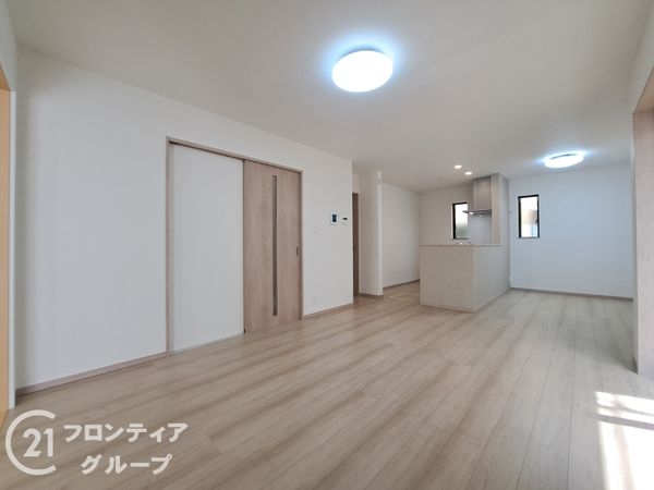 八尾市堤町２丁目　新築一戸建て　１号棟