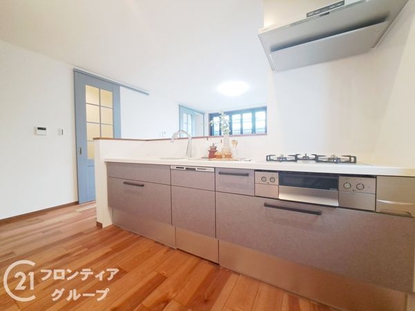 八尾市曙町２丁目　新築一戸建て