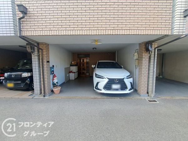 東大阪市弥生町　中古一戸建て