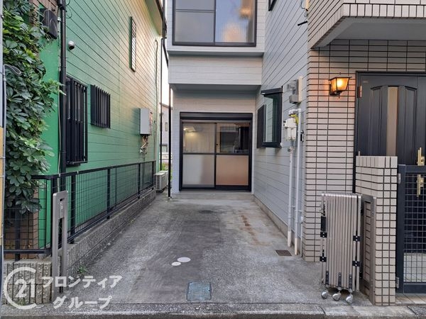八尾市刑部４丁目の中古一戸建て