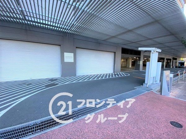メガシティタワーズ　ザ　ウエスト　中古マンション