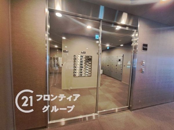 メガシティタワーズ　ザ　ウエスト　中古マンション