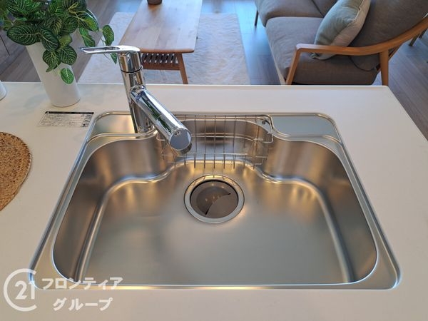 メガシティタワーズ　ザ　ウエスト　中古マンション