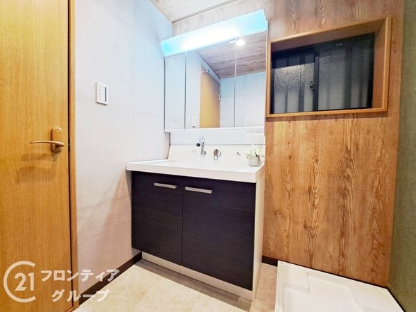 東大阪市南鴻池町２丁目の中古一戸建て