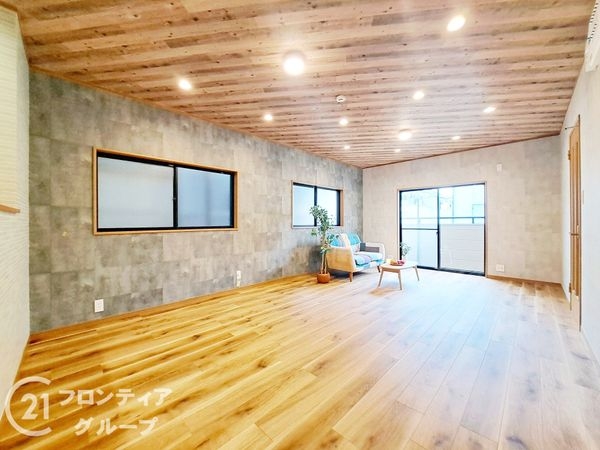 東大阪市南鴻池町２丁目の中古一戸建て