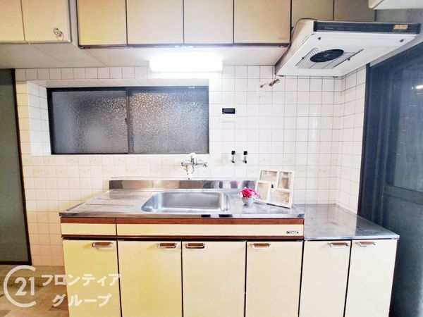 大阪市平野区瓜破4丁目の中古一戸建て(キッチン)