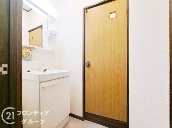 大阪市平野区瓜破4丁目の中古一戸建て(洗面台・洗面所)