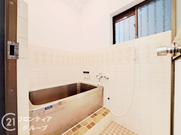 大阪市平野区瓜破4丁目の中古一戸建て(バス)